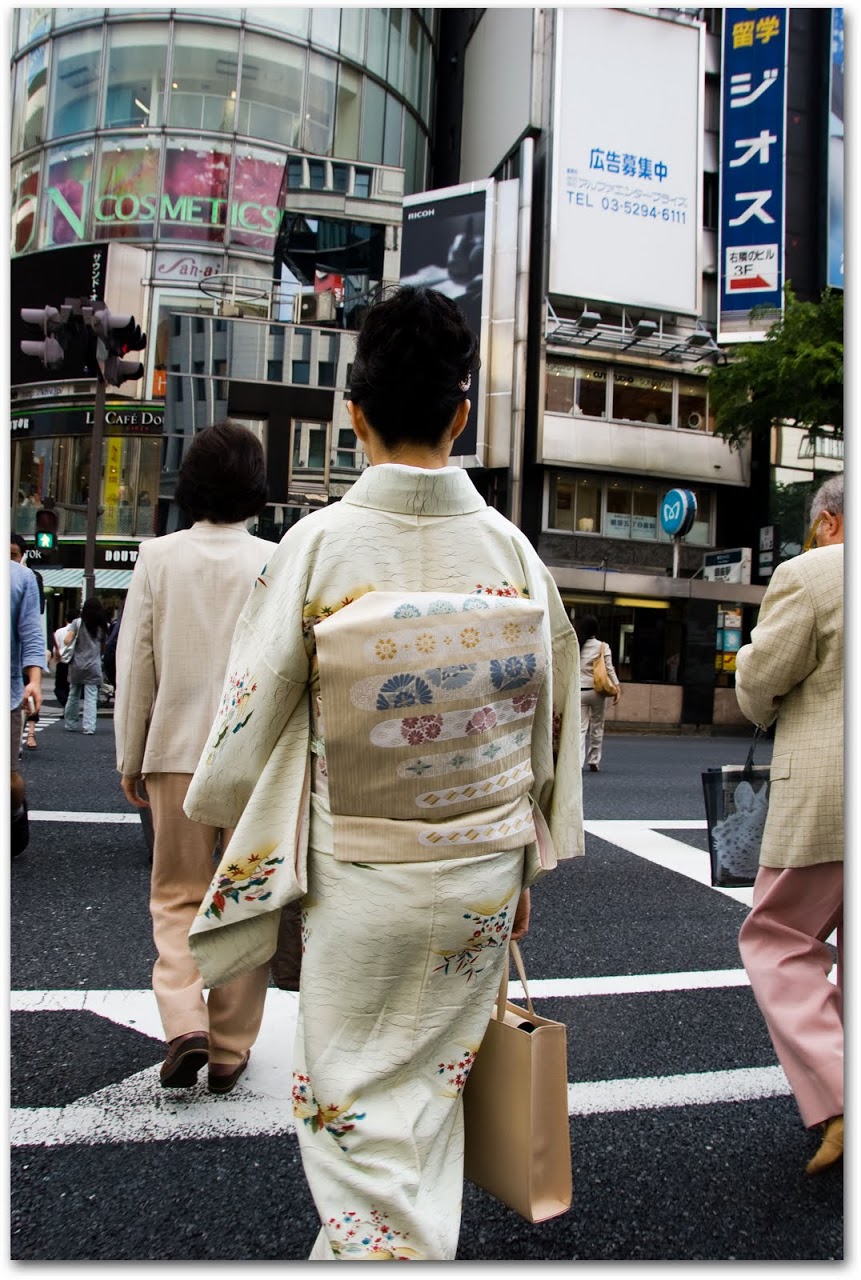 Woman in kimono in Ginza