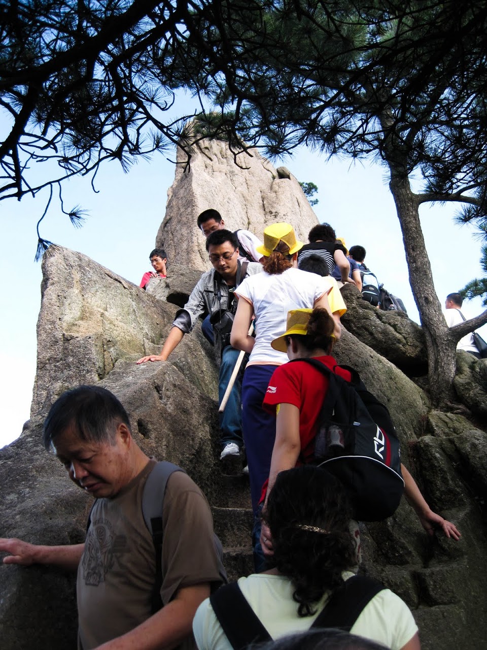 Climbing up and down Huang Shan