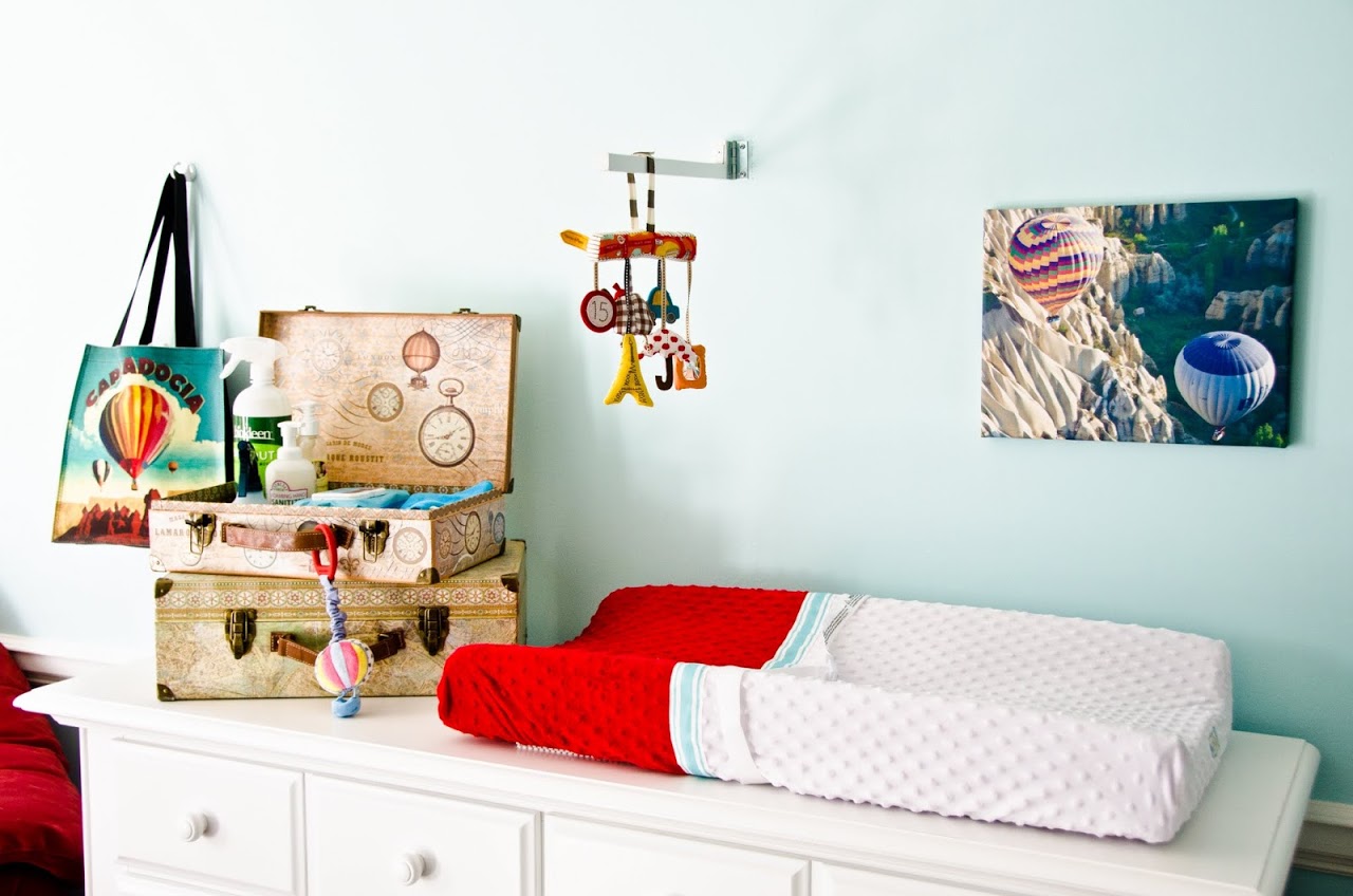 Dresser/changing area in hot air balloon nursery